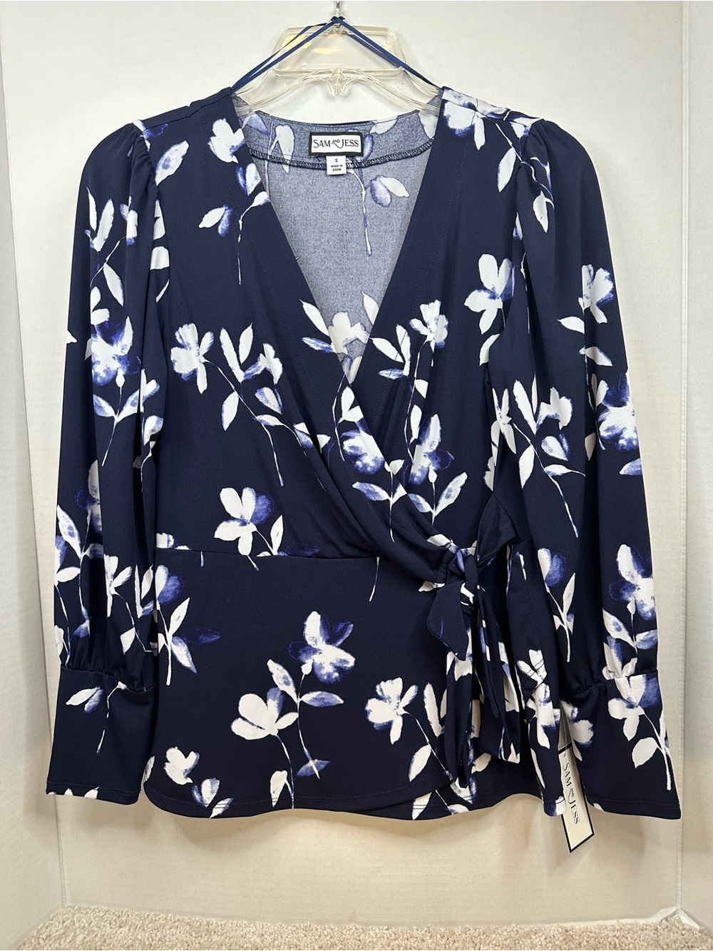 Sam & Jess Navy Floral Wrap Blouse with Tie Waist, size Small